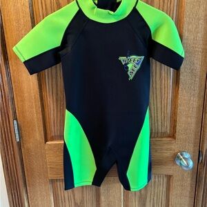 Kids Swim Wetsuit XL - Black and Green